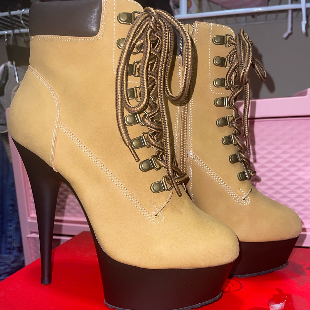 Pleaser boots